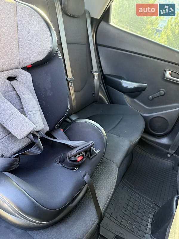 Седан Kia Rio 2012 в Хмельницком фото 20 Седан Kia Rio 2012 в Хмельницком