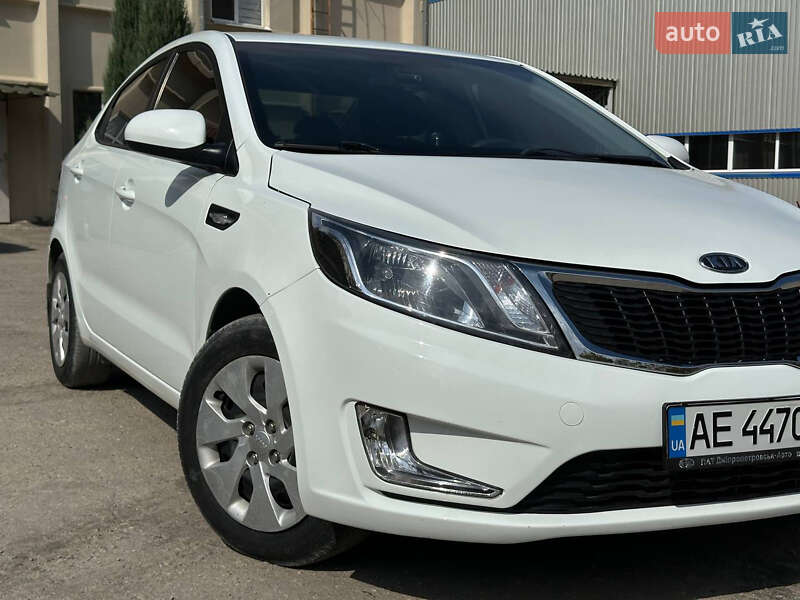 Седан Kia Rio 2012 в Днепре фото 5 Седан Kia Rio 2012 в Днепре