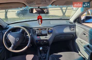 Хетчбек Kia Rio 2008 в Сумах