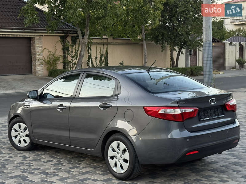 Седан Kia Rio 2012 в Одессе