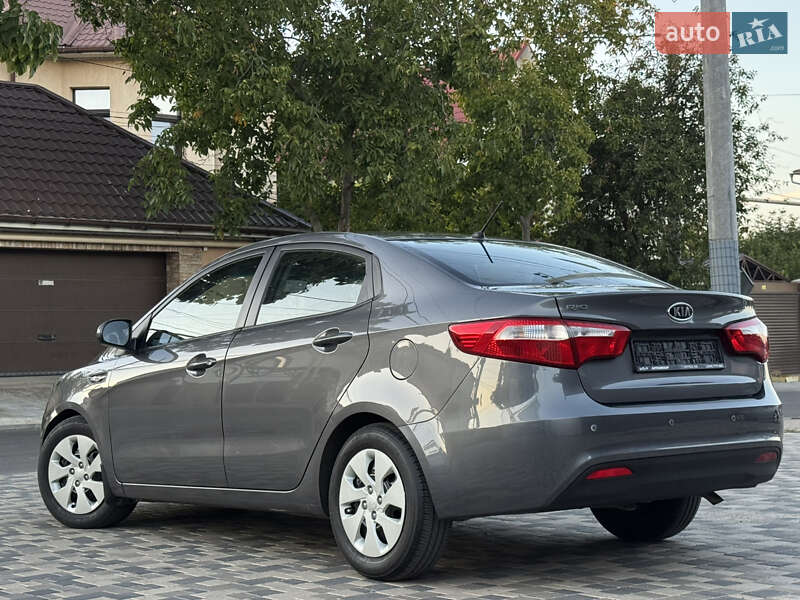 Седан Kia Rio 2012 в Одессе