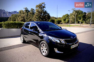 Хэтчбек Kia Rio 2012 в Одессе