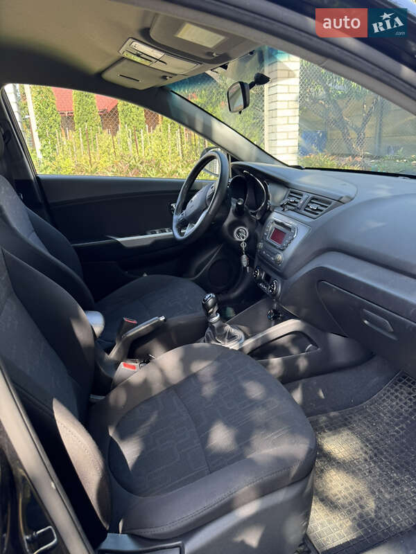 Хетчбек Kia Rio 2013 в Києві