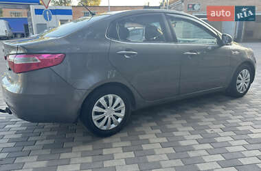 Седан Kia Rio 2013 в 