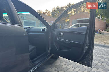 Седан Kia Rio 2013 в 