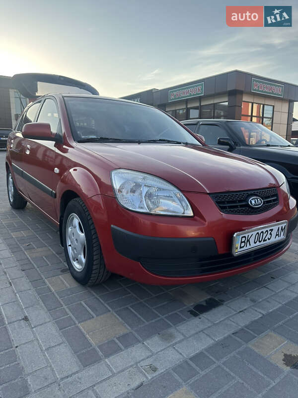 Хэтчбек Kia Rio 2006 в Рокитном фото 2 Хэтчбек Kia Rio 2006 в Рокитном