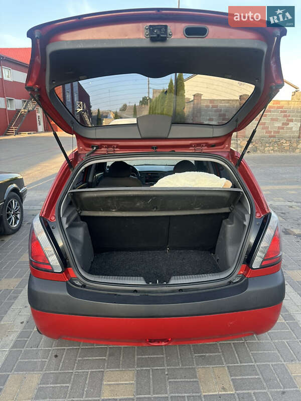 Хэтчбек Kia Rio 2006 в Рокитном фото 10 Хэтчбек Kia Rio 2006 в Рокитном