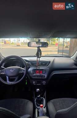 Седан Kia Rio 2011 в 