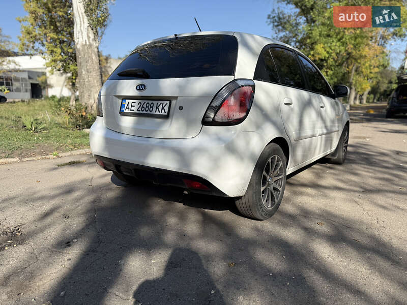 Хетчбек Kia Rio 2011 в Павлограді фото 3 Хетчбек Kia Rio 2011 в Павлограді