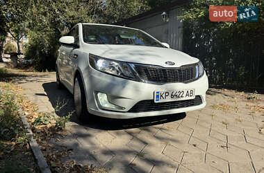 Седан Kia Rio 2013 в Запорожье