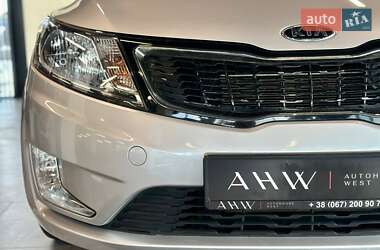 Седан Kia Rio 2012 в 