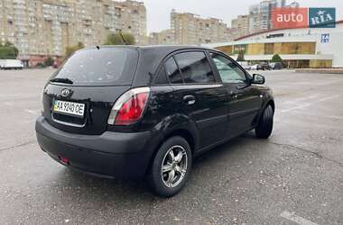 Хэтчбек Kia Rio 2005 в Киеве