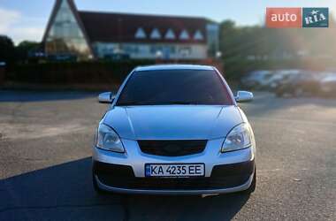 Хэтчбек Kia Rio 2006 в Белой Церкви