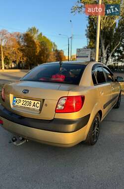 Седан Kia Rio 2008 в Запорожье