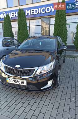 Седан Kia Rio 2014 в 
