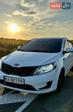 Седан Kia Rio 2012 в 