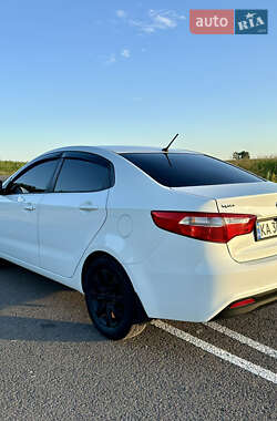 Седан Kia Rio 2012 в 