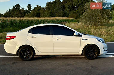 Седан Kia Rio 2012 в 