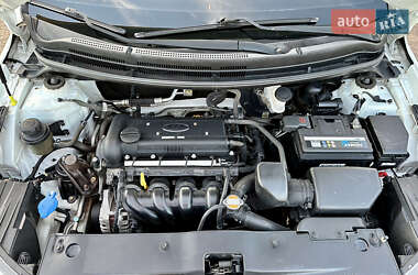 Седан Kia Rio 2012 в 