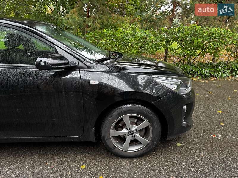 Хэтчбек Kia Rio 2018 в Киеве фото 5 Хэтчбек Kia Rio 2018 в Киеве