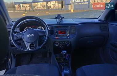 Хетчбек Kia Rio 2011 в Одесі
