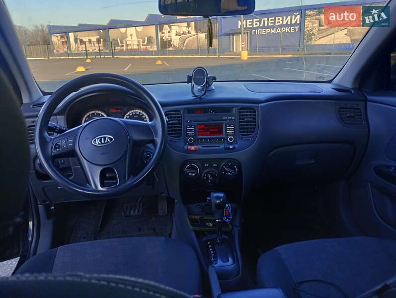 Kia Rio 2011