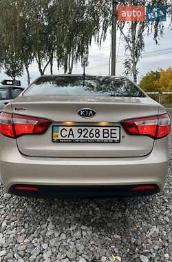 Седан Kia Rio 2012 в 