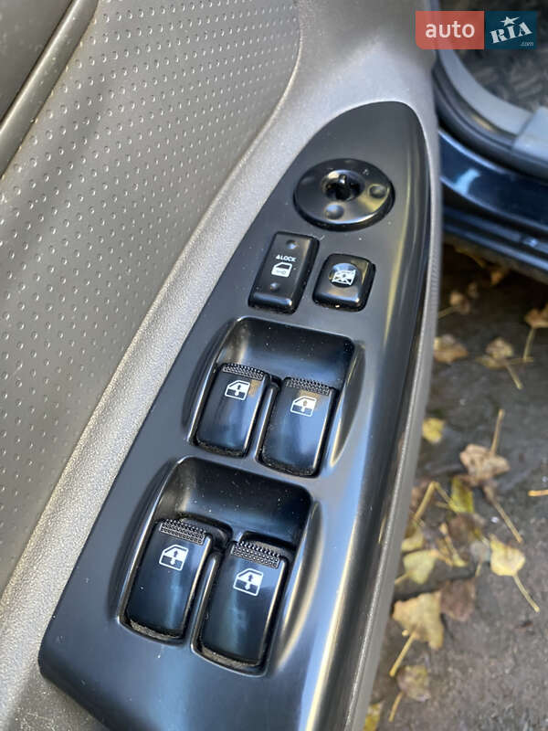 Седан Kia Rio 2011 в Киеве