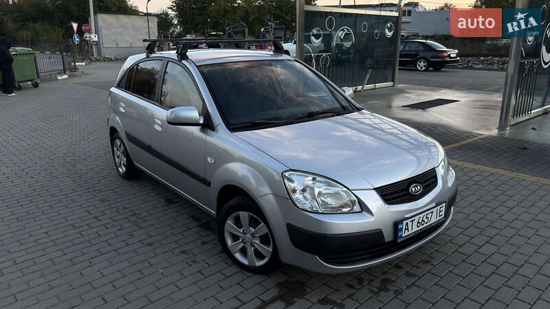 Хэтчбек Kia Rio 2009 в Ивано-Франковске фото 8 Хэтчбек Kia Rio 2009 в Ивано-Франковске