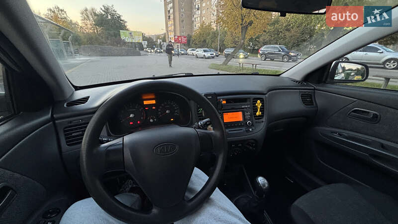 Хэтчбек Kia Rio 2009 в Ивано-Франковске фото 11 Хэтчбек Kia Rio 2009 в Ивано-Франковске