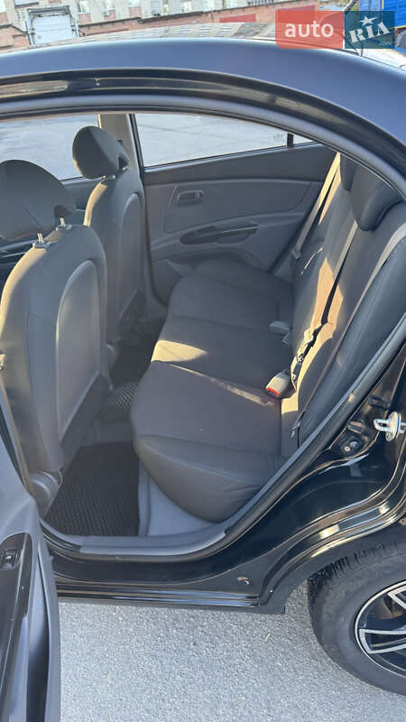Седан Kia Rio 2010 в Виннице фото 24 Седан Kia Rio 2010 в Виннице