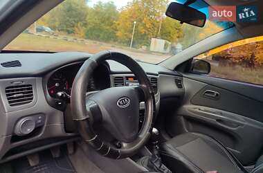 Седан Kia Rio 2007 в  фото 18 Седан Kia Rio 2007 в
