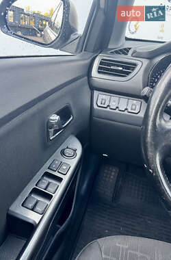 Седан Kia Rio 2012 в 