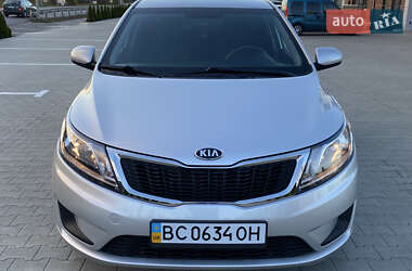Седан Kia Rio 2014 в 