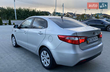 Седан Kia Rio 2014 в 