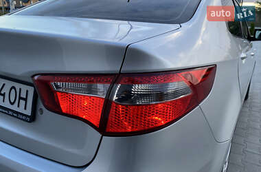 Седан Kia Rio 2014 в 