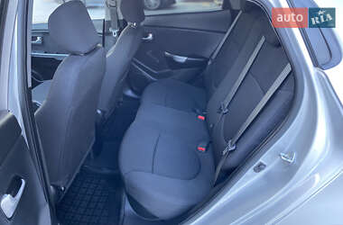 Седан Kia Rio 2014 в 