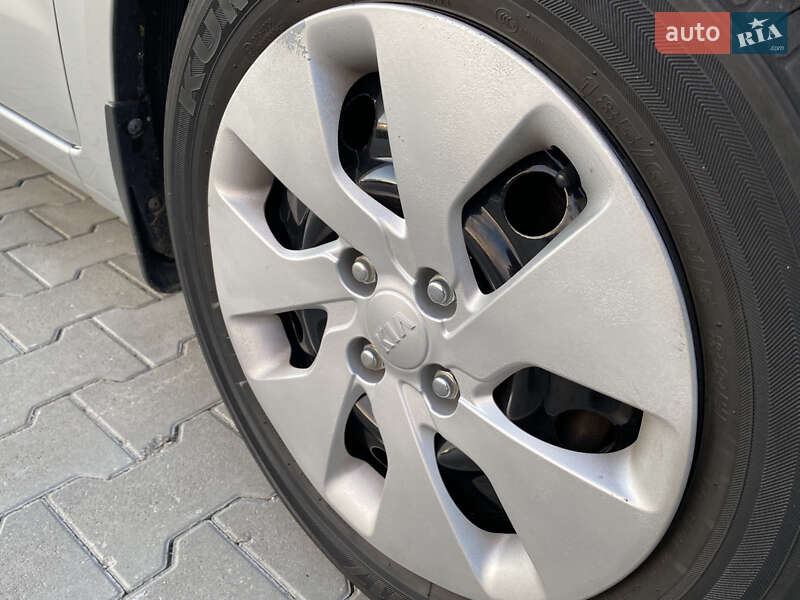 Седан Kia Rio 2014 в Вінниці фото 74 Седан Kia Rio 2014 в Вінниці