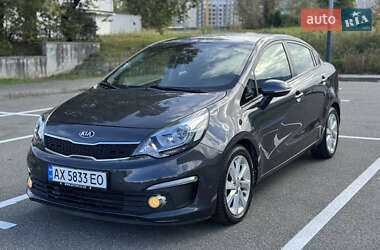 Седан Kia Rio 2016 в Киеве