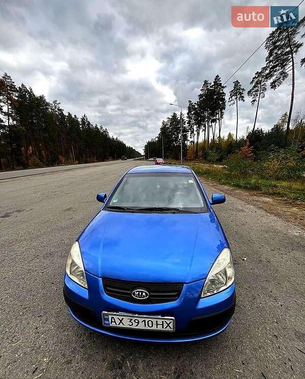 Хетчбек Kia Rio 2007 в Тростянці