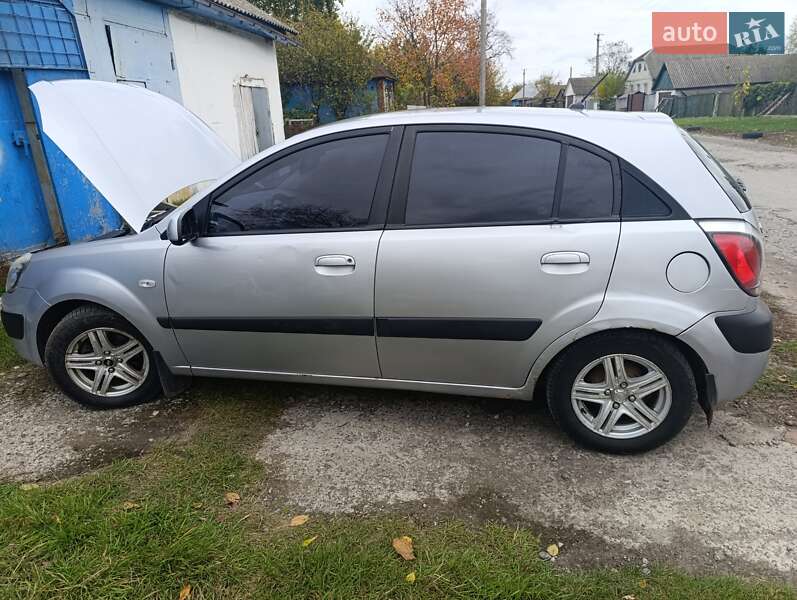 Хэтчбек Kia Rio 2008 в Сумах фото 22 Хэтчбек Kia Rio 2008 в Сумах
