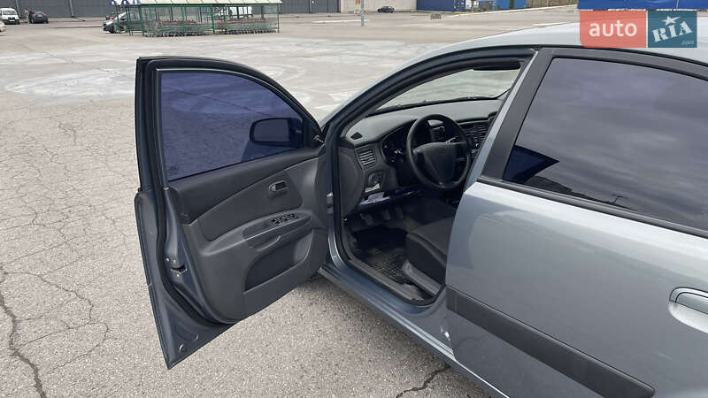 Седан Kia Rio 2009 в Харькове фото 5 Седан Kia Rio 2009 в Харькове