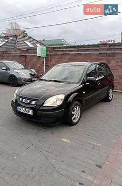 Хэтчбек Kia Rio 2007 в Ровно