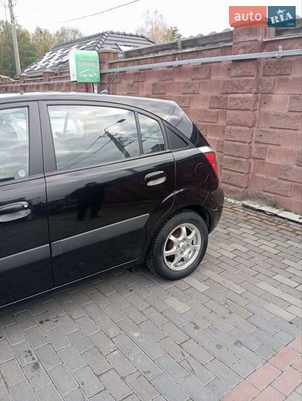Хетчбек Kia Rio 2007 в Рівному фото 13 Хетчбек Kia Rio 2007 в Рівному