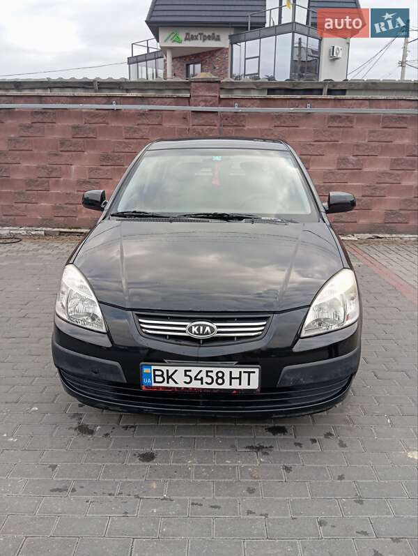 Хетчбек Kia Rio 2007 в Рівному фото 28 Хетчбек Kia Rio 2007 в Рівному
