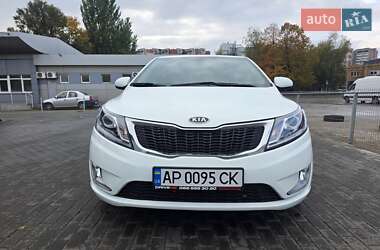 Седан Kia Rio 2012 в 