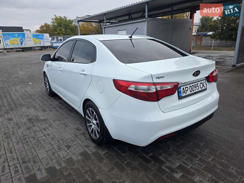 Седан Kia Rio 2012 в Дніпрі фото 13 Седан Kia Rio 2012 в Дніпрі