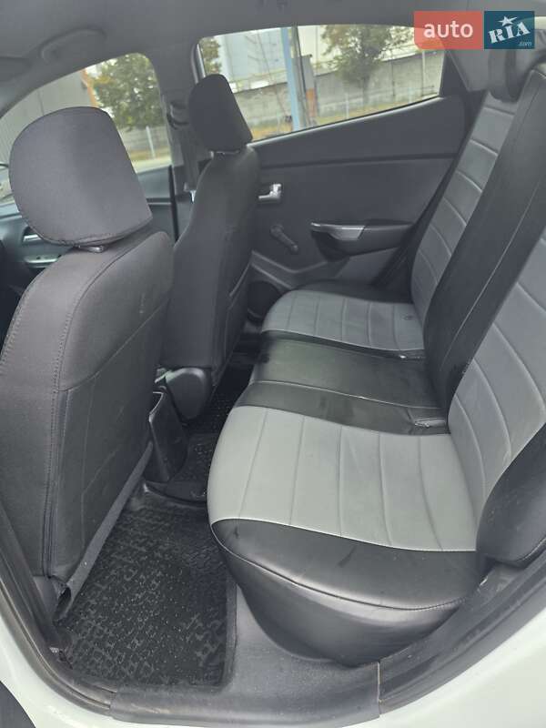 Седан Kia Rio 2012 в Дніпрі фото 18 Седан Kia Rio 2012 в Дніпрі