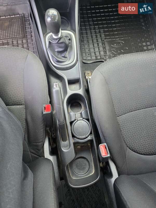 Седан Kia Rio 2012 в Дніпрі фото 24 Седан Kia Rio 2012 в Дніпрі