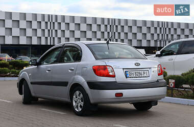 Седан Kia Rio 2006 в 